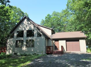 11 Seeger Path, Albrightsville, PA 18210