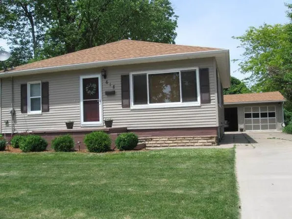 618 W Detroit Ave, Monmouth, IL 61462