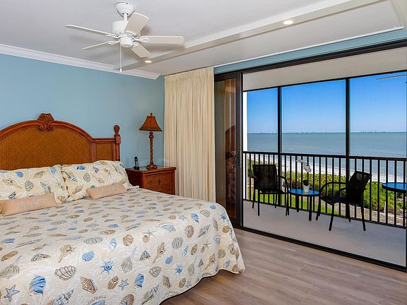 3rd image of 1501 Middle Gulf Dr Unit A303