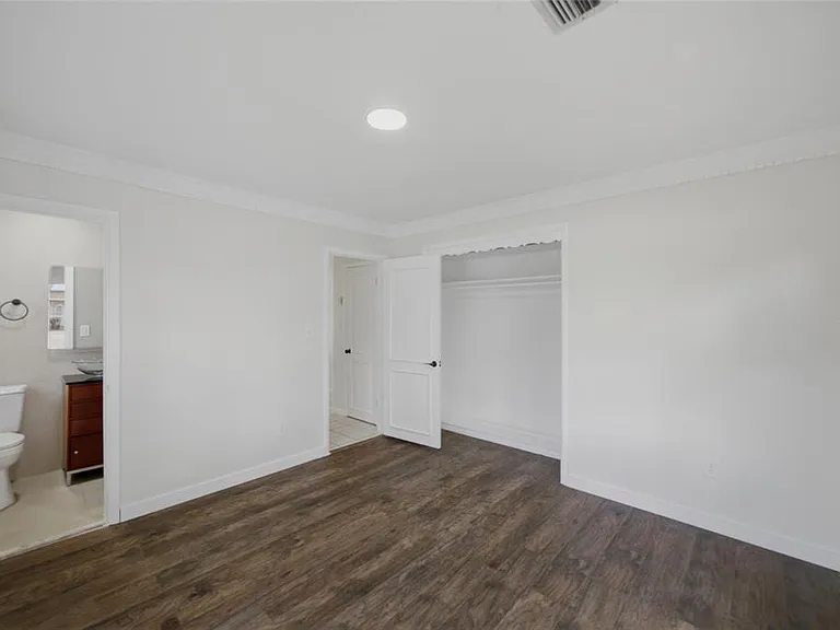 808 N Macdill Ave — Photo 16