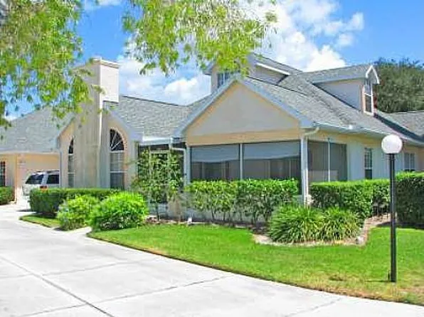 4645 Whirlaway Dr #B-16, Sarasota, FL 34233