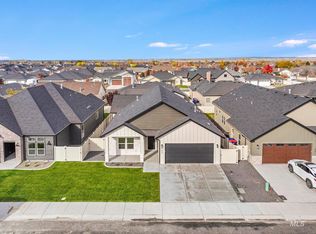 542 Falling Leaf Ln, Twin Falls, ID 83301