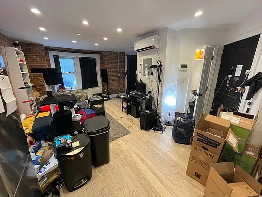 Rented by 3 Quincy Corp. | media 16