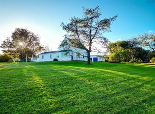 21 Mountain Rd, Coxheath, NS B1L 1A9