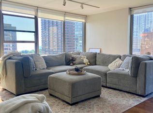 360 W Wellington Ave APT 13A, Chicago, IL 60657