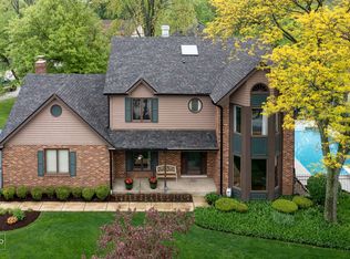 22W611 Sodaro Rd, Medinah, IL 60157