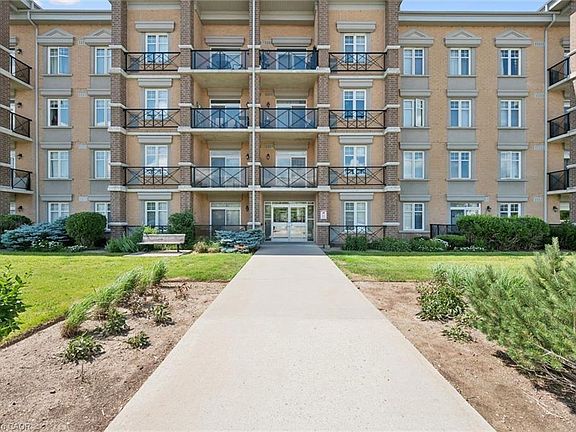 2nd image of 2 Colonial Dr #113