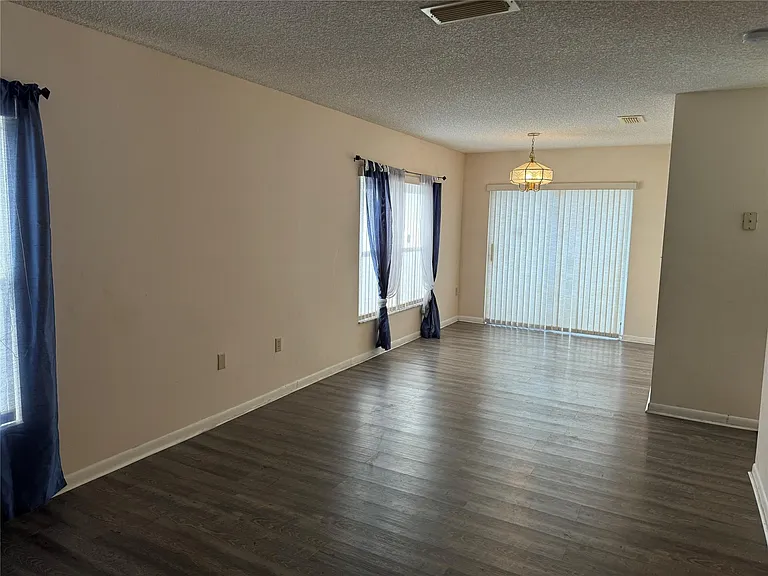 4235 SW 72nd Way — Photo 9