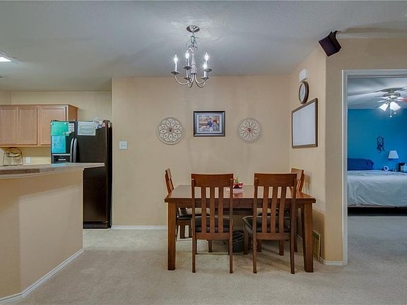 3rd image of 7525 Howling Coyote Ln