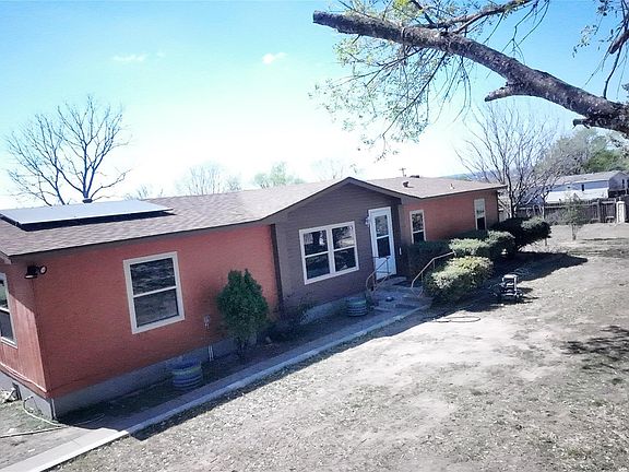 2nd image of 750 High Rd