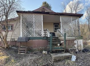 93 2nd St, Hepzibah, WV