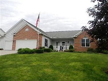 1st image of 903 Sand Lot Cir