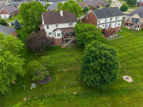 5th image of 137 Inverness Dr