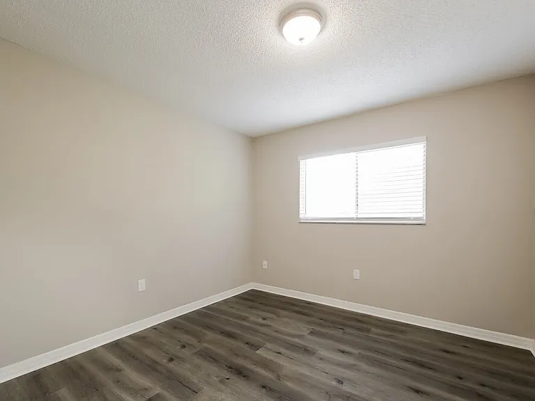 13115 Caribbean Blvd — Photo 17