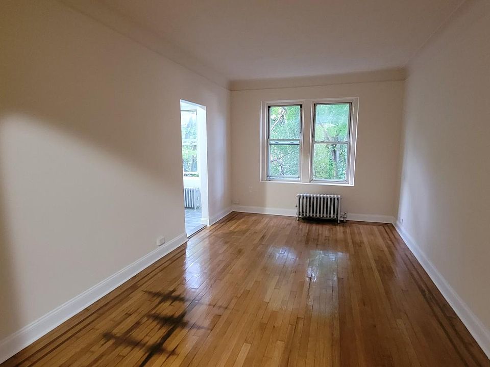 1st image of 3620 Parsons Blvd APT 2E
