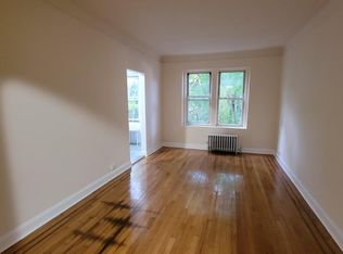 3620 Parsons Blvd APT 2E, Flushing, NY 11354
