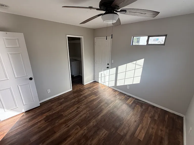 3225 Montrose Ave #A — Photo 11