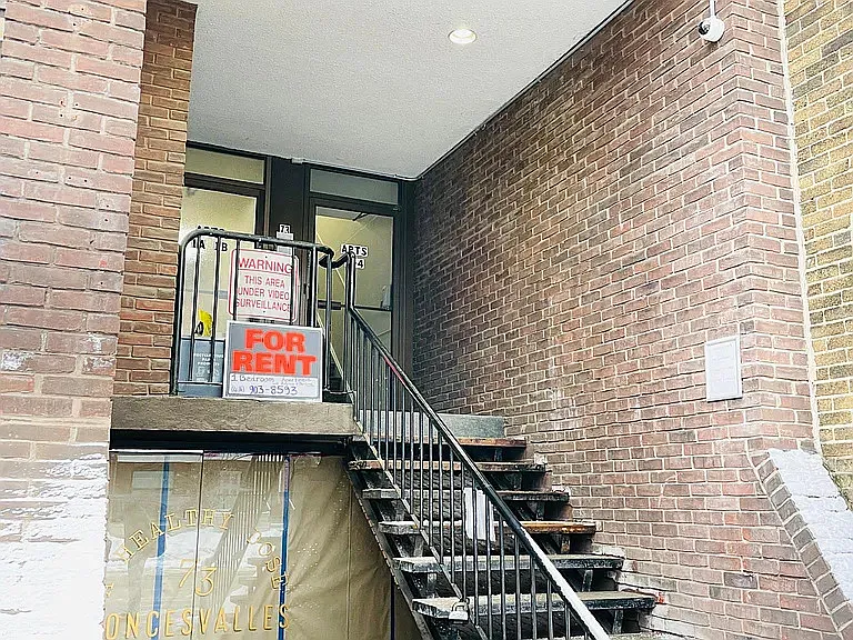73 Roncesvalles Ave #2 — Photo 18
