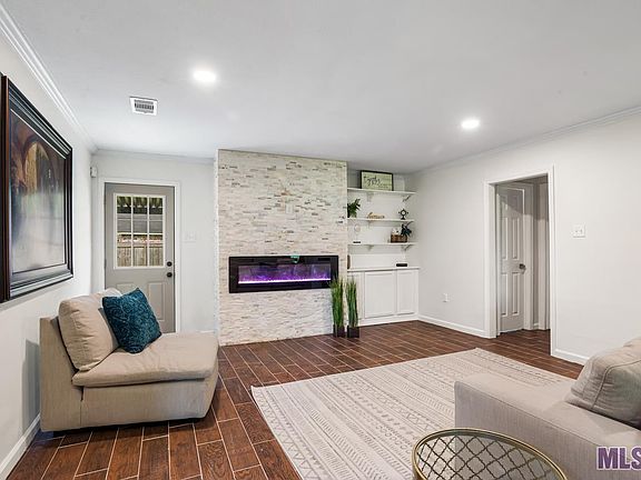 3rd image of 35173 Newsom Ln