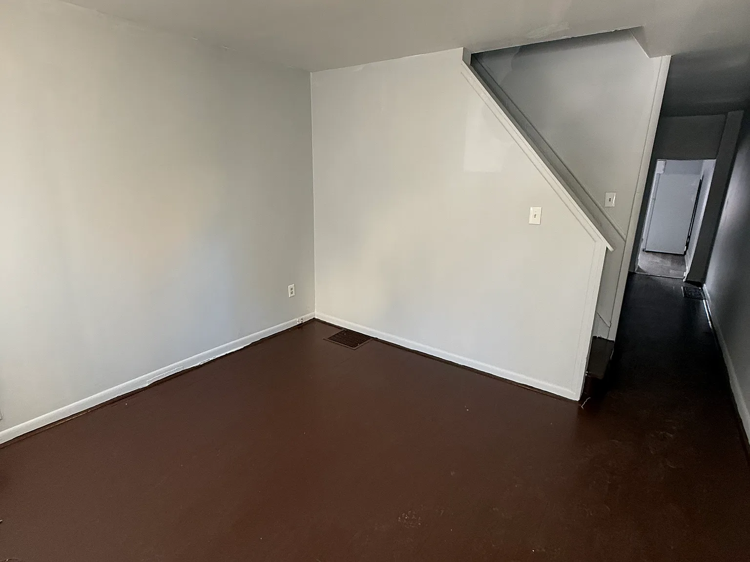 4 bed, 1410 sqft, $1,800 — Photo 2