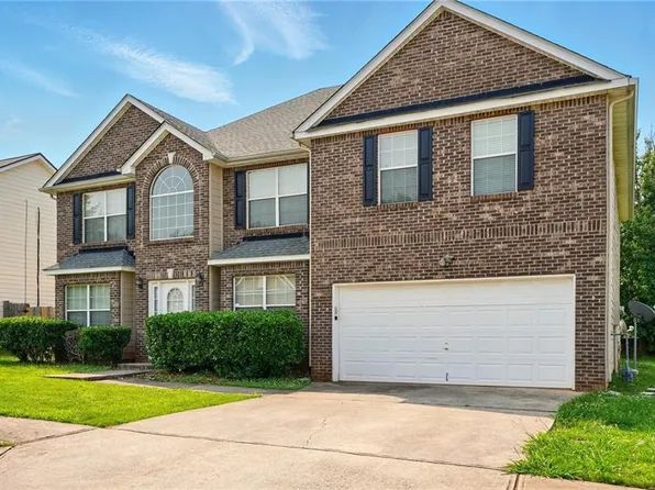 3731 Laramie Rd, Ellenwood, GA 30294