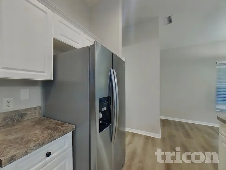 4251 Galvin Ln — Photo 7