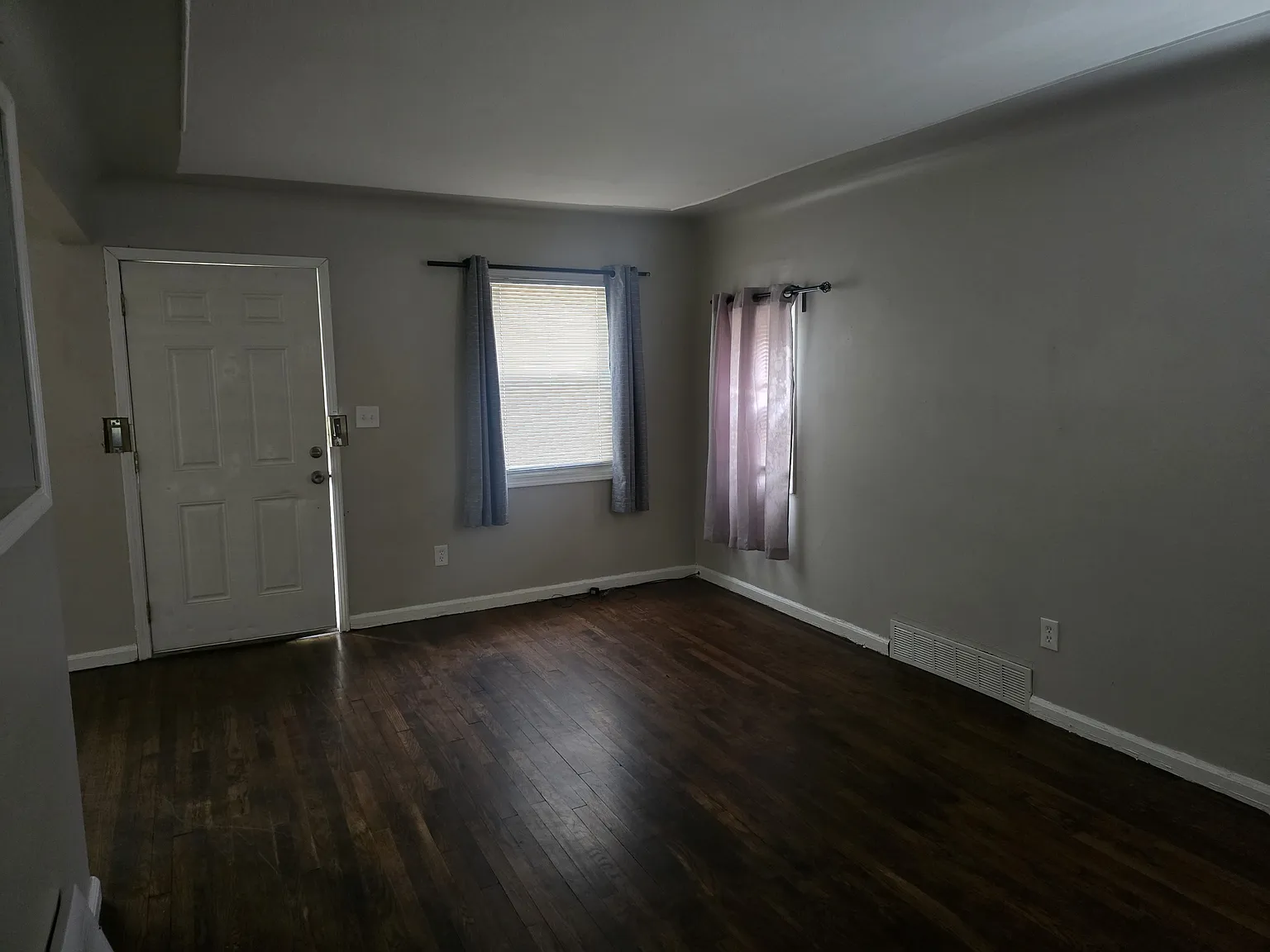 83 South Edith Street - 1 — Photo 2