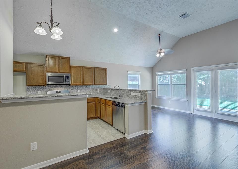 1st image of 19238 Dillsbury Ct