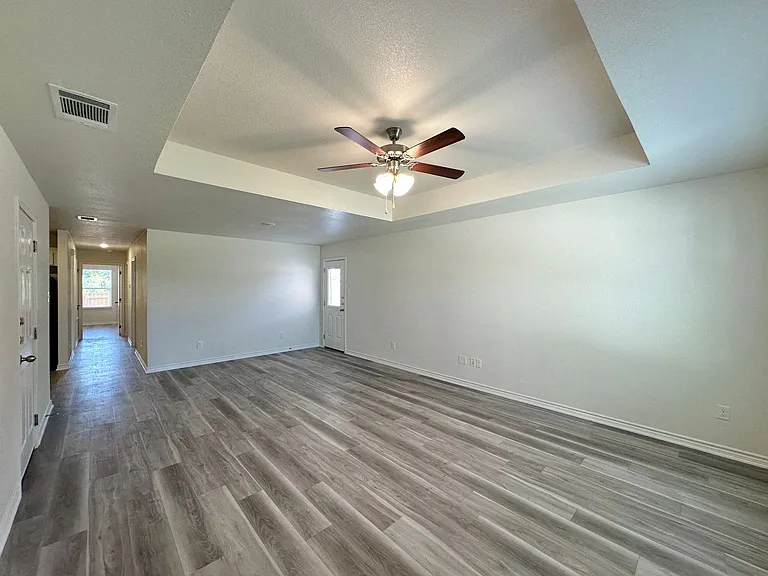 1608 Pima Trl — Photo 3