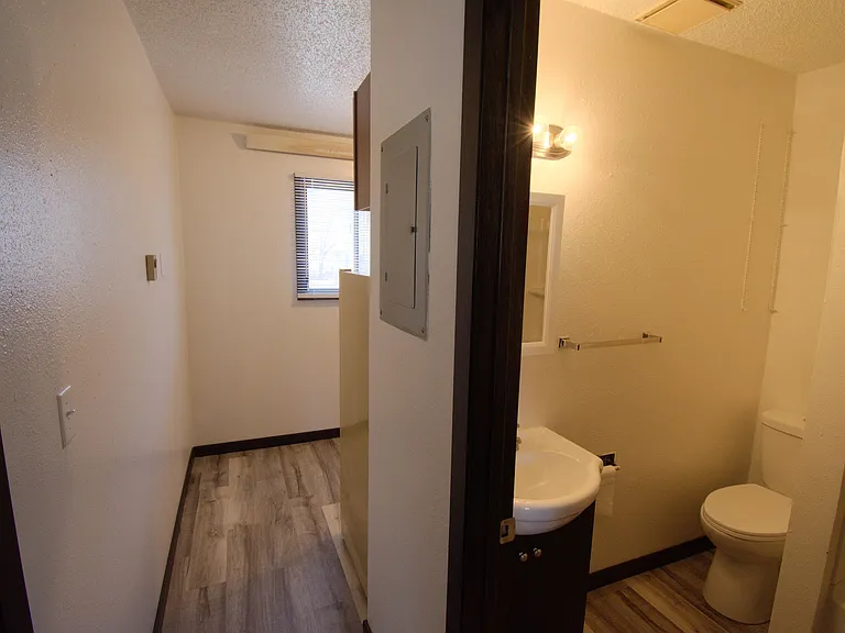803 8th St N #1 — Photo 9