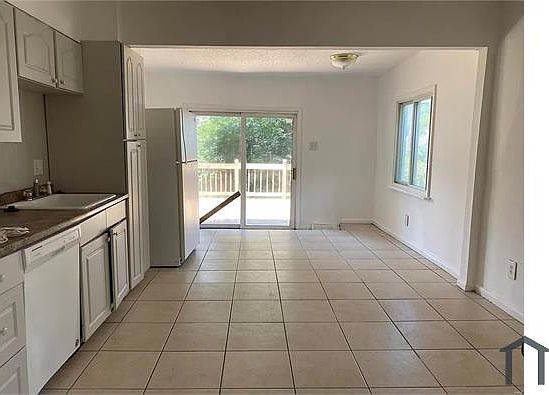 2nd image of 1009 Northdale Ave