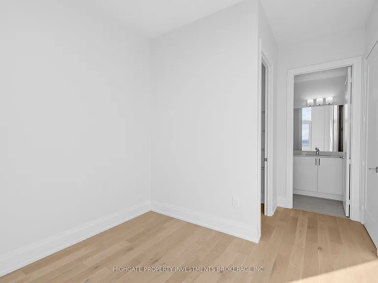 27 Korda Gate #Penthouse 107 — Photo 27