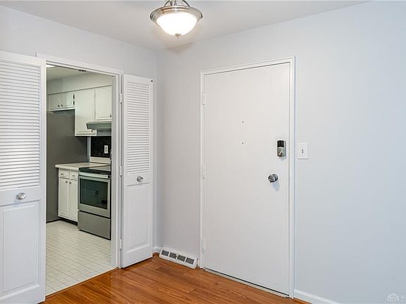 5th image of 3265 Southdale Dr Unit 45