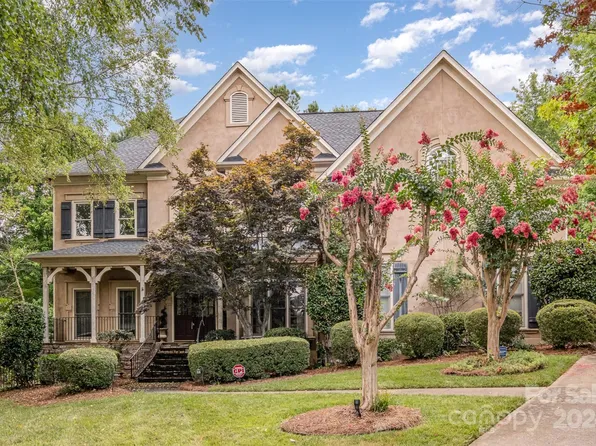 10402 Balch Manor Ct, Charlotte, NC 28277