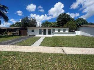 4841 NW 11th St, Lauderhill, FL 33313