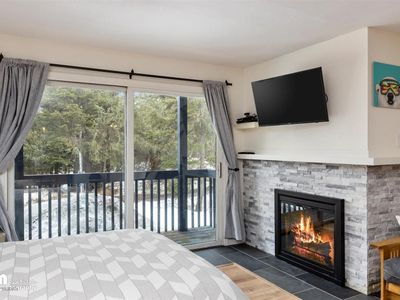 282 Crystal Mountain Rd #106, Girdwood, AK, 99587