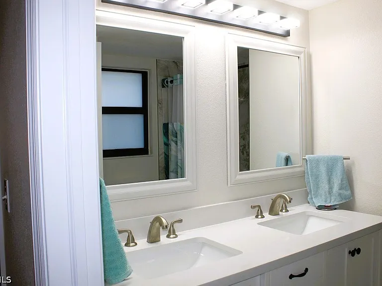 6328 Sugar Bush Ln #B — Photo 18