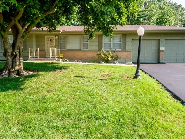 11205 E 43rd Ter, Kansas City, MO 64133