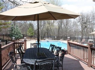 10046 Powers Lake Cir, Woodbury, MN 55129