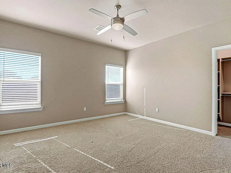 5933 Ruidoso Downs St — Photo 10