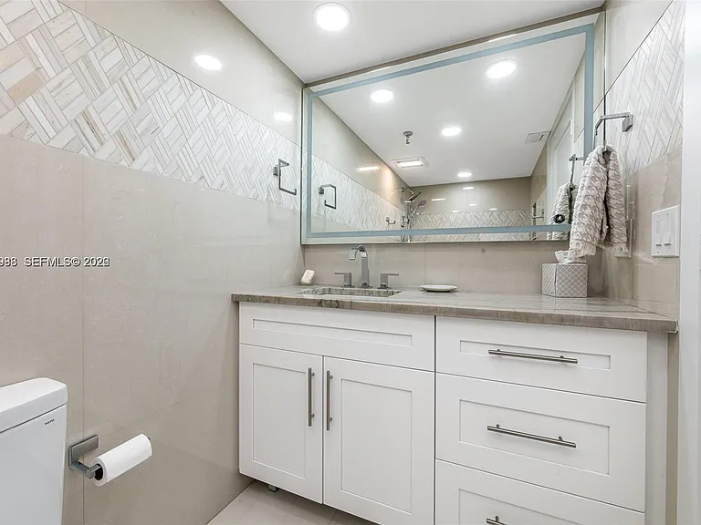 3912 S Ocean Blvd #306 — Photo 17