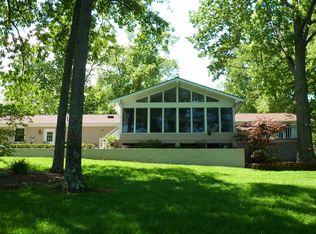 126 Port Ln, Murray, KY 42071