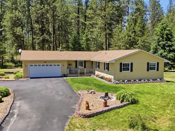 28205 Bear Lake Rd, Chattaroy, WA 99003