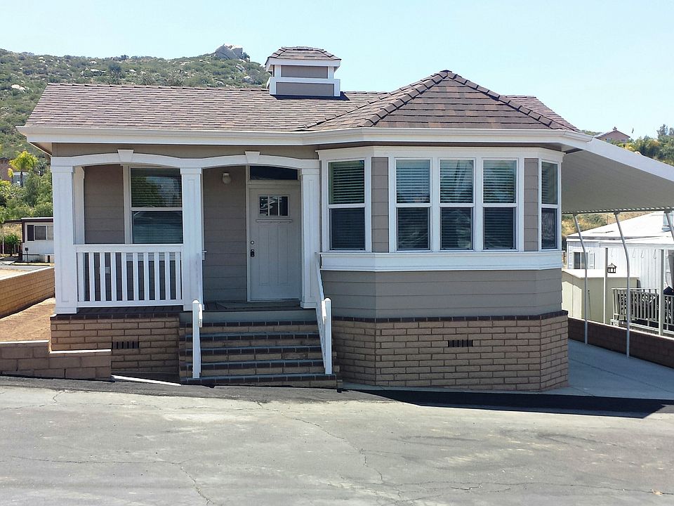 Front Baypointe Exterior