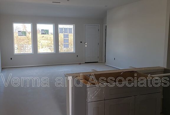 3rd image of 308 NW 67th Ave Unit 1