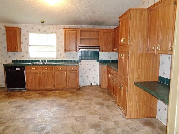 3rd image of 35 Rolling Hills Ln E