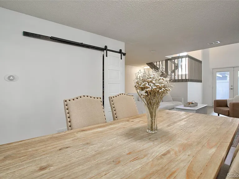 1370 S Idalia St #D — Photo 7