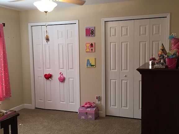 3rd image of 2994 Buxton Ct