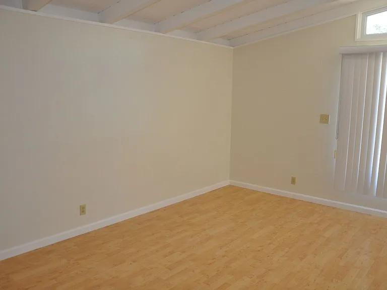 1218 Sandia Ave — Photo 10
