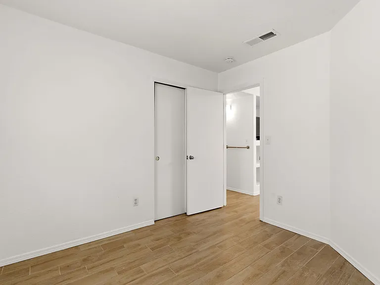 8400 Cedarcroft Rd NW — Photo 11